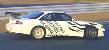 �X�^�b�t�@�͂�������̃h��