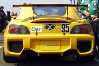 ���A�o���p�[���Ɠ��ŃK���_�����ۂ�